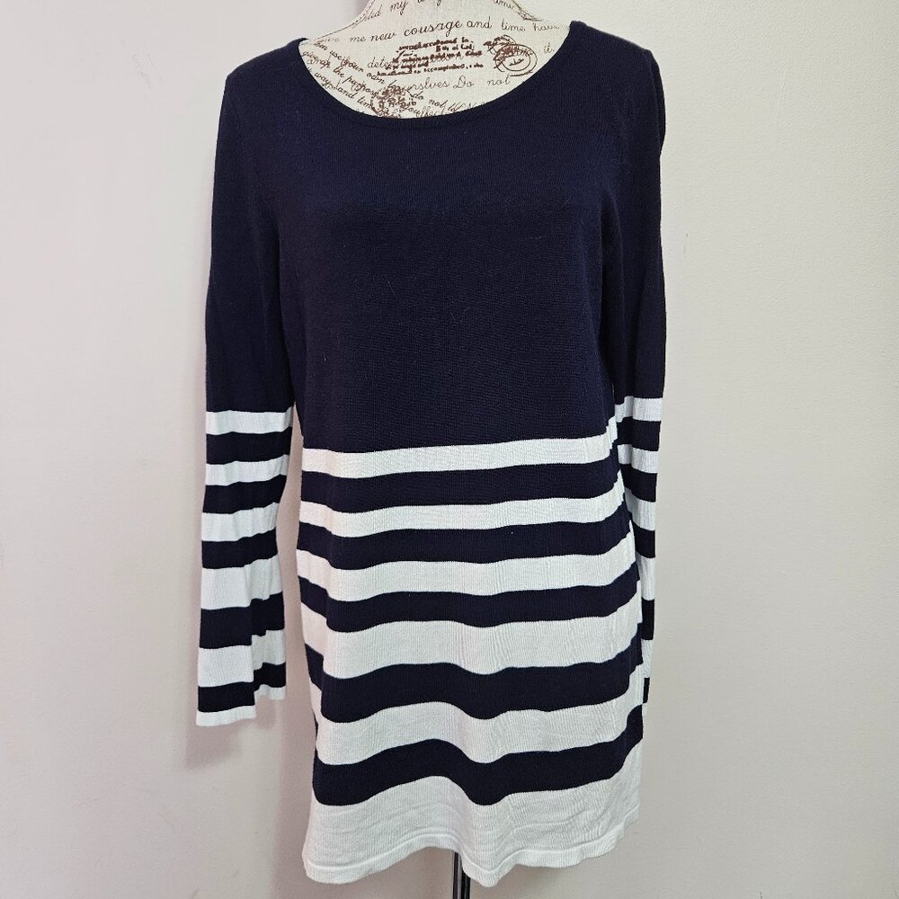 3/$25 Navy & white striped sweater
